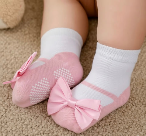Baby pink bow socks-like-shoe (0-1 year)